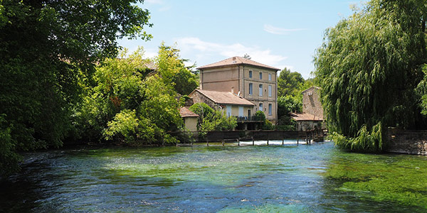 camping fontaine de vaucluse