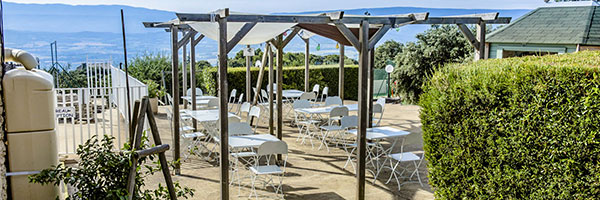 zwembad buitenterras camping luberon